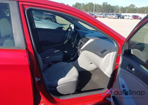 2017 Hyundai Accent Se z USA, uszkodzony, nr VIN KMHCT4AE3HU380800